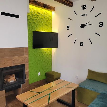 Urocza Kryjowka Ze Spa Lesko Exteriér fotografie