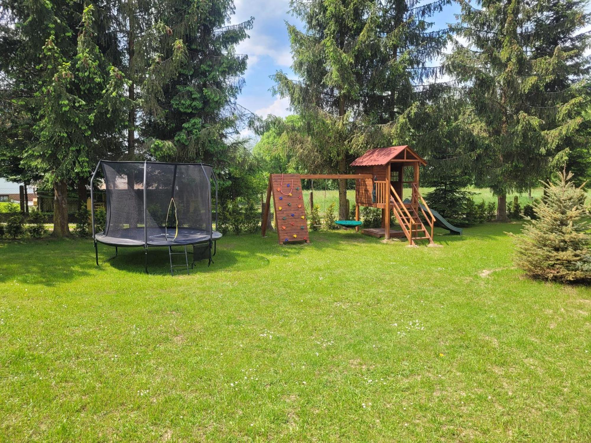 Urocza Kryjowka Ze Spa Lesko Exteriér fotografie