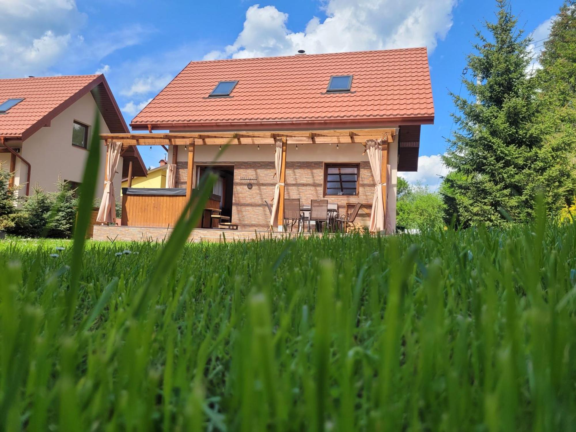 Urocza Kryjowka Ze Spa Lesko Exteriér fotografie